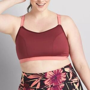 Livi Active No Wire Strappy Sports Bra Size 18/20 Size 2X